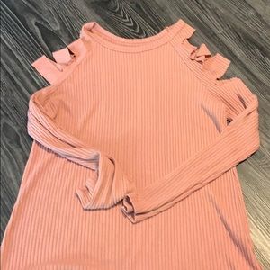 Super cut out shoulder top